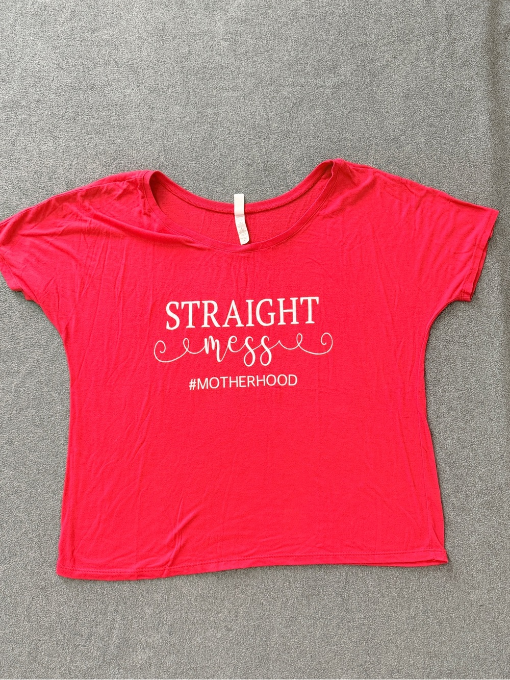 Bella+Canvas mom red graphic tee women medium Straight Mess #motherhood